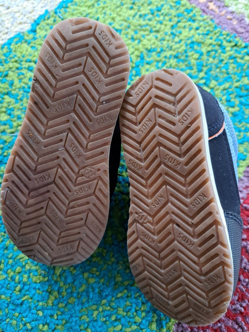 Buty 22 Fisher price, adidasy dla chłopca na roczek, smyk