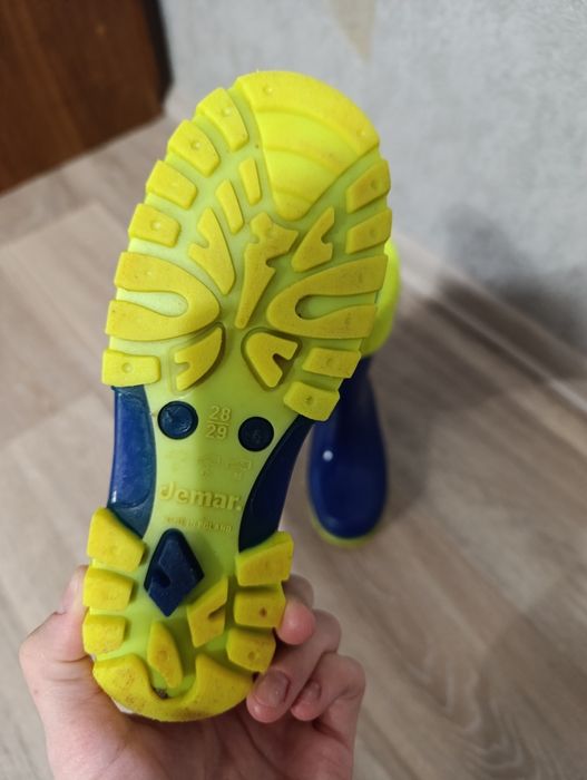 Чоботы детские 28 р. 17,5 см.