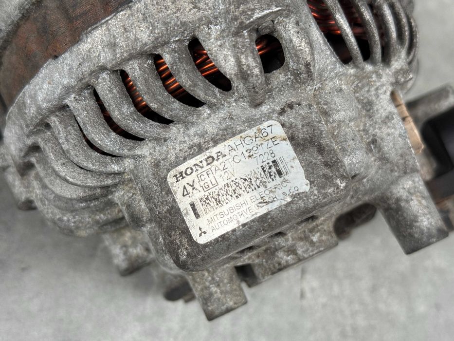 Генератор Honda Civic 1.6 1.8 2005-2011