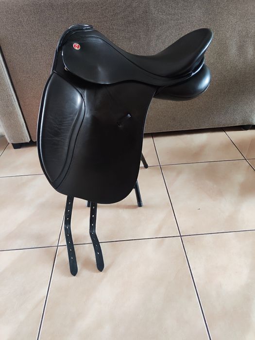 Siodło ujeżdżeniowe Kieffer Frysk 17"
