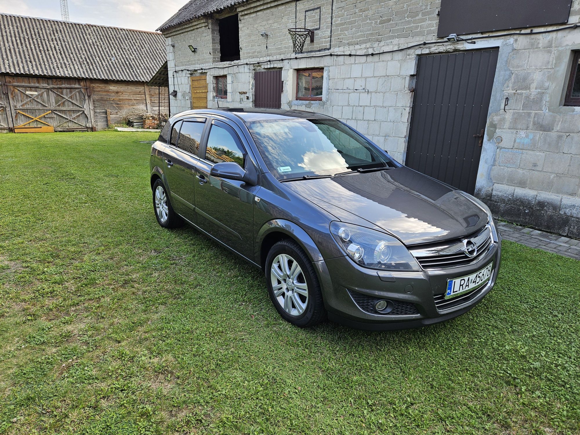 Opel Astra H 1.7 cdti 110 km