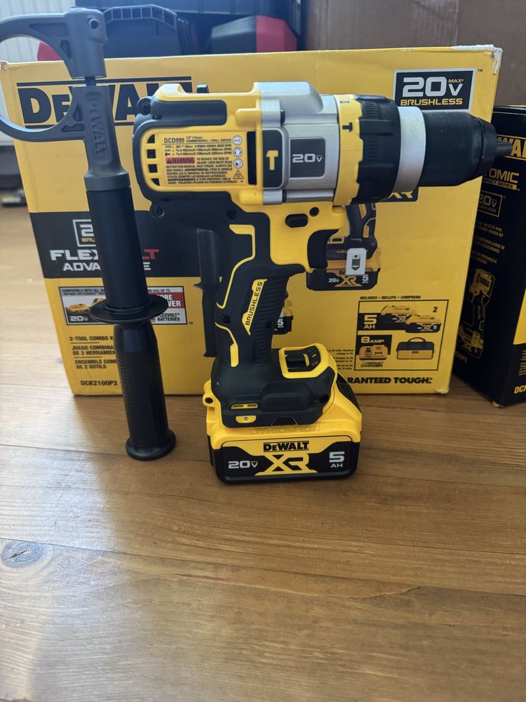 Набір інструментів Dewalt DCK2100P2, Шуруповерт DCD999 і Імпакт DCF887