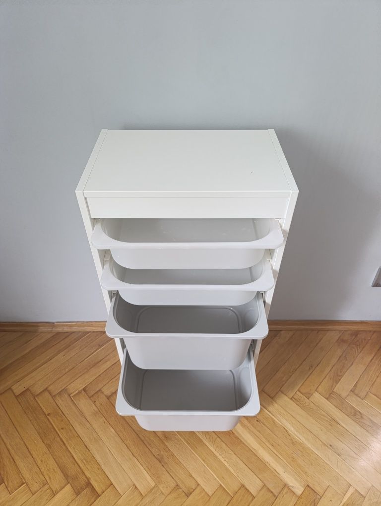 Regał z pojemnikami IKEA TROFAST