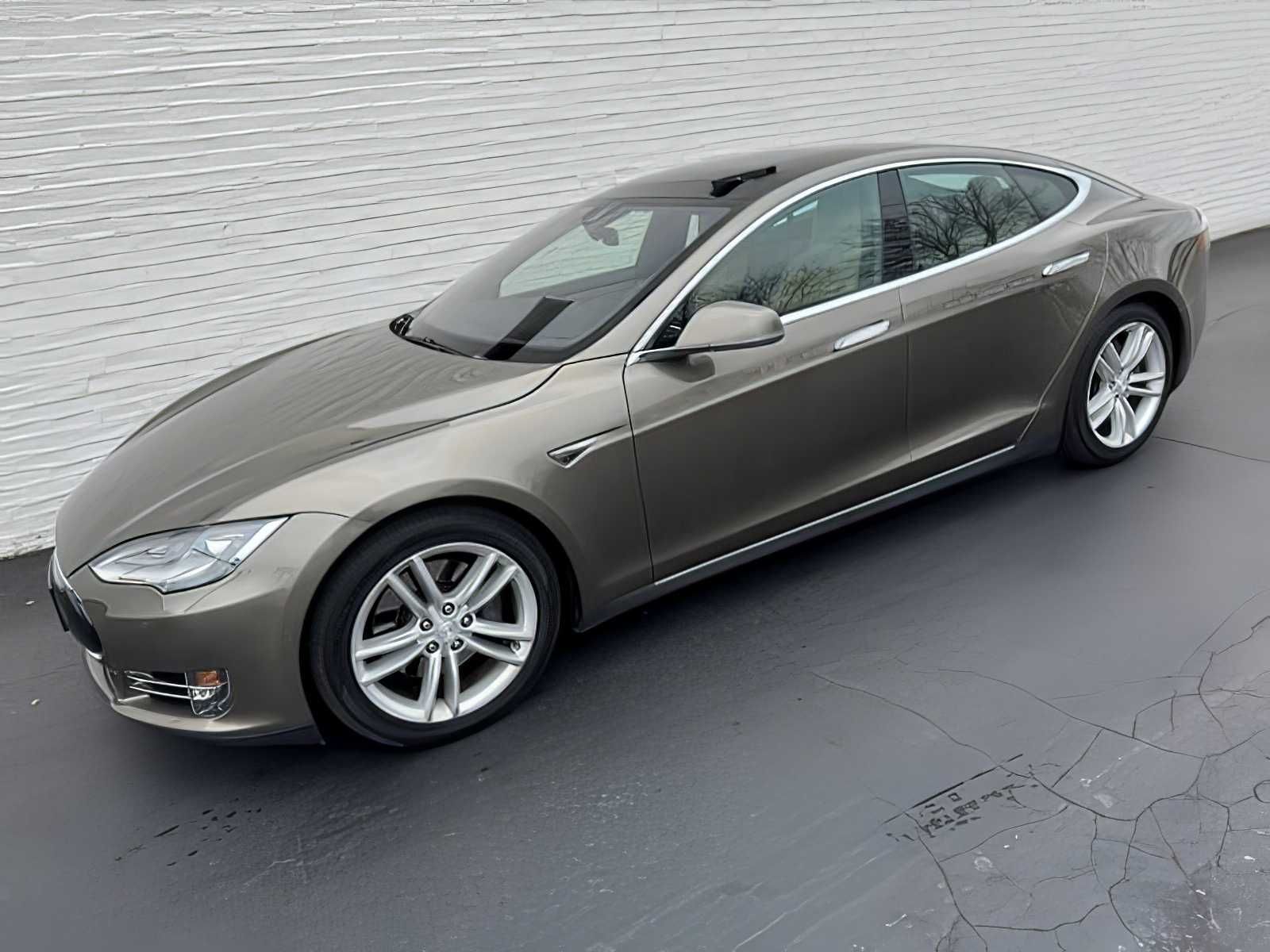 2015 Tesla Model S