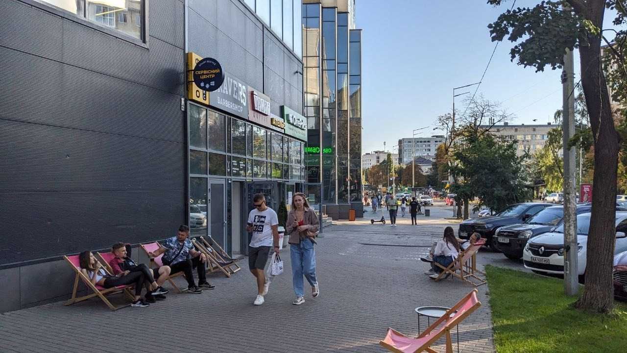 магазин 353м2 Політехнічний інст. Берестейський 26-Б, ЖК Smart Plaza