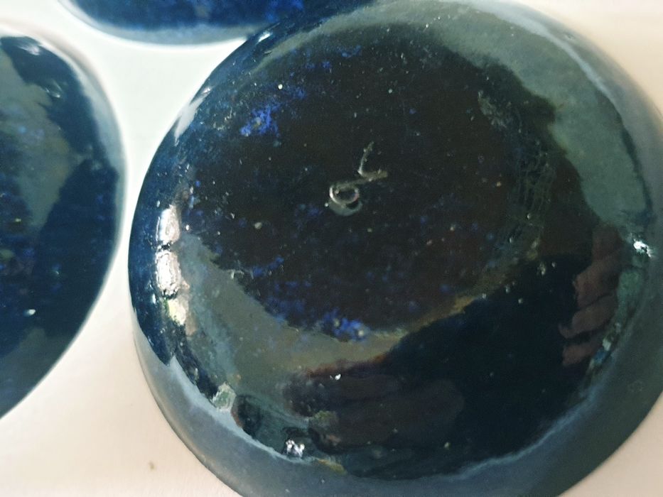 Conjunto de 3 lindas pequenas taças esmaltada dos anos '50