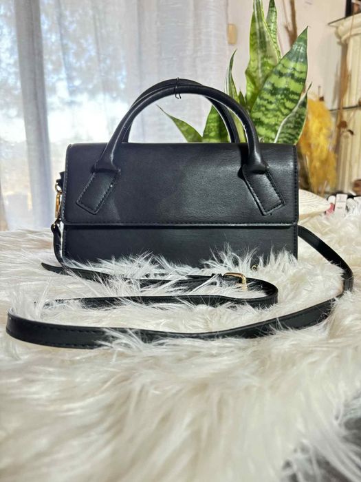 Mala preta de senhora