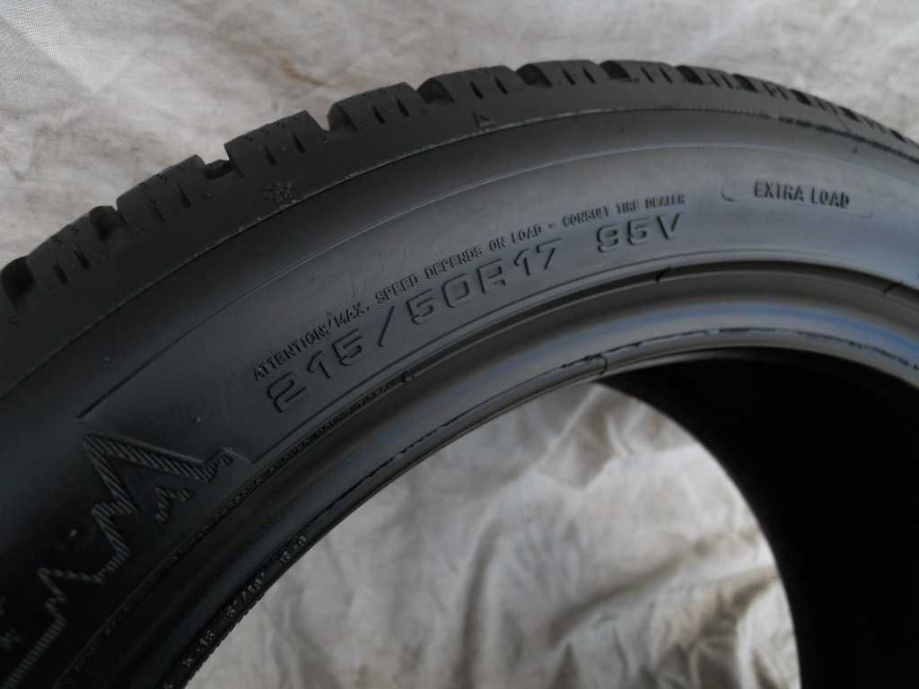 Opony zimowe DUNLOP 215/50R17 95V, Extra Load (2x8,5mm i 2x7,5mm)