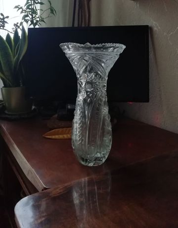Большая чешская хрустальная ваза