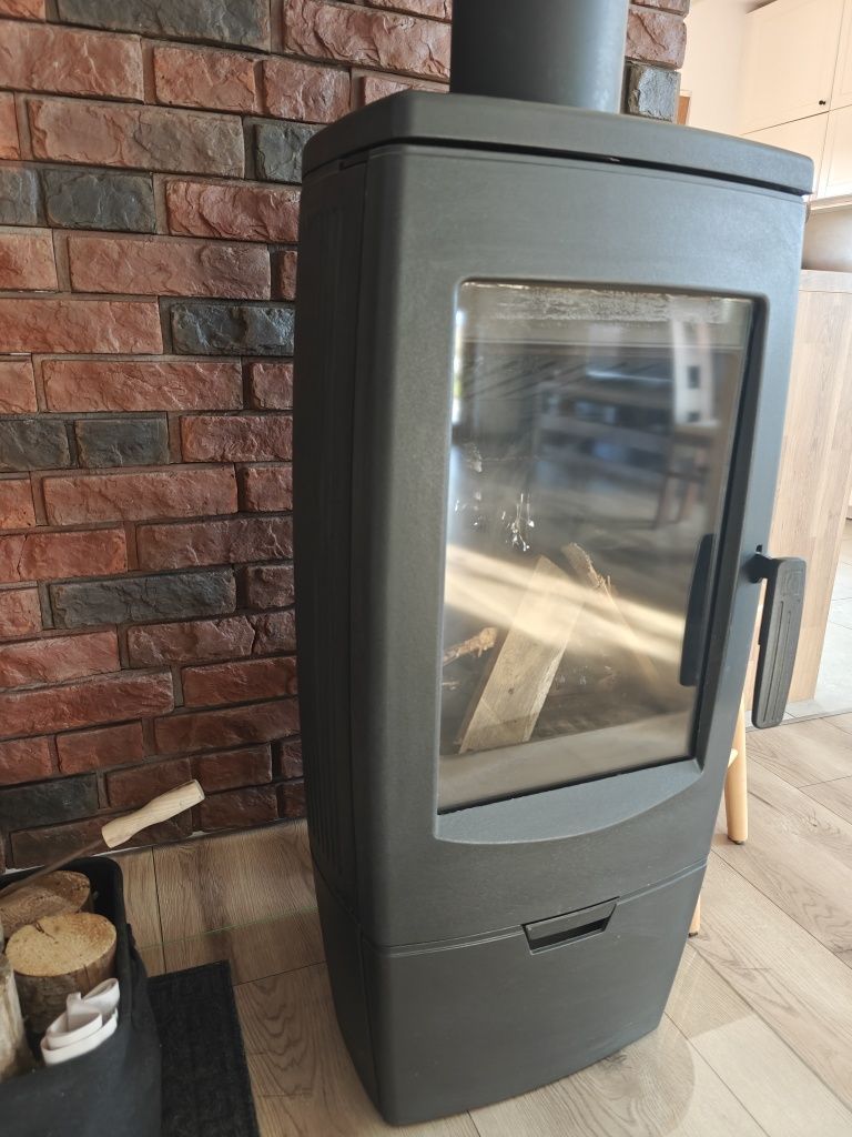 Kominek koza 8kw  rekuperacja stan idealny gratis