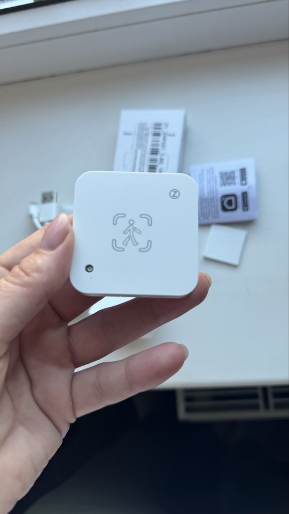 Tuya Zigbee WiFi датчик присутності людини