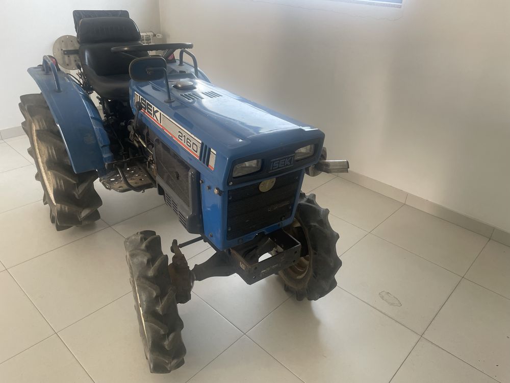 Iseki TX 2160 usado em bom estado