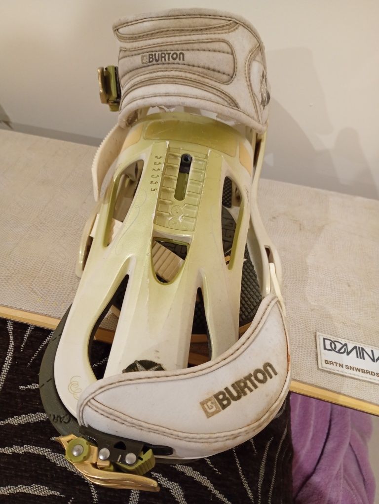 Prancha Snowboard Dominant Burton 154cm