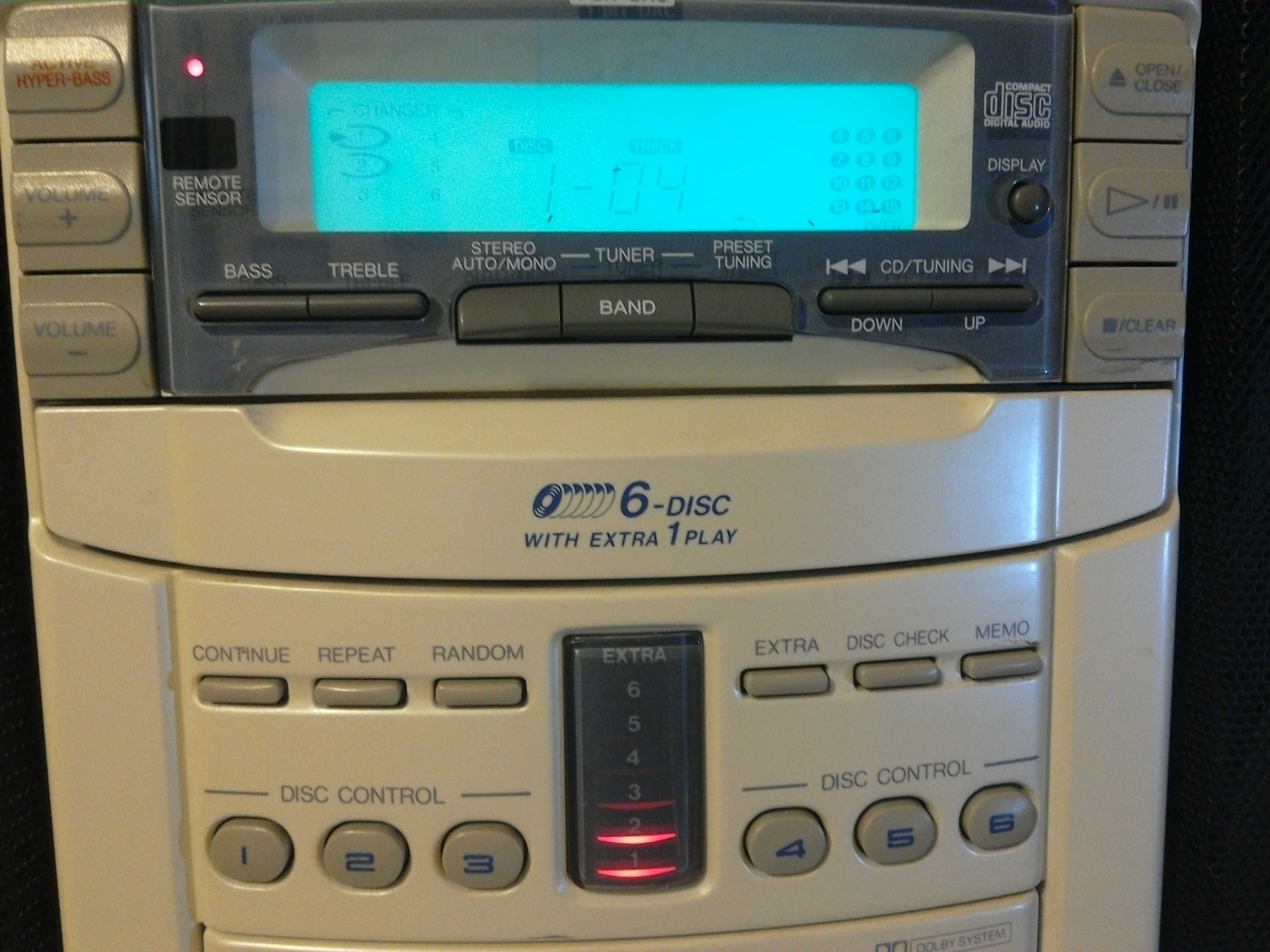 Wieża JVC radio z FM CD x 6 magnetofon. Tanio !!!