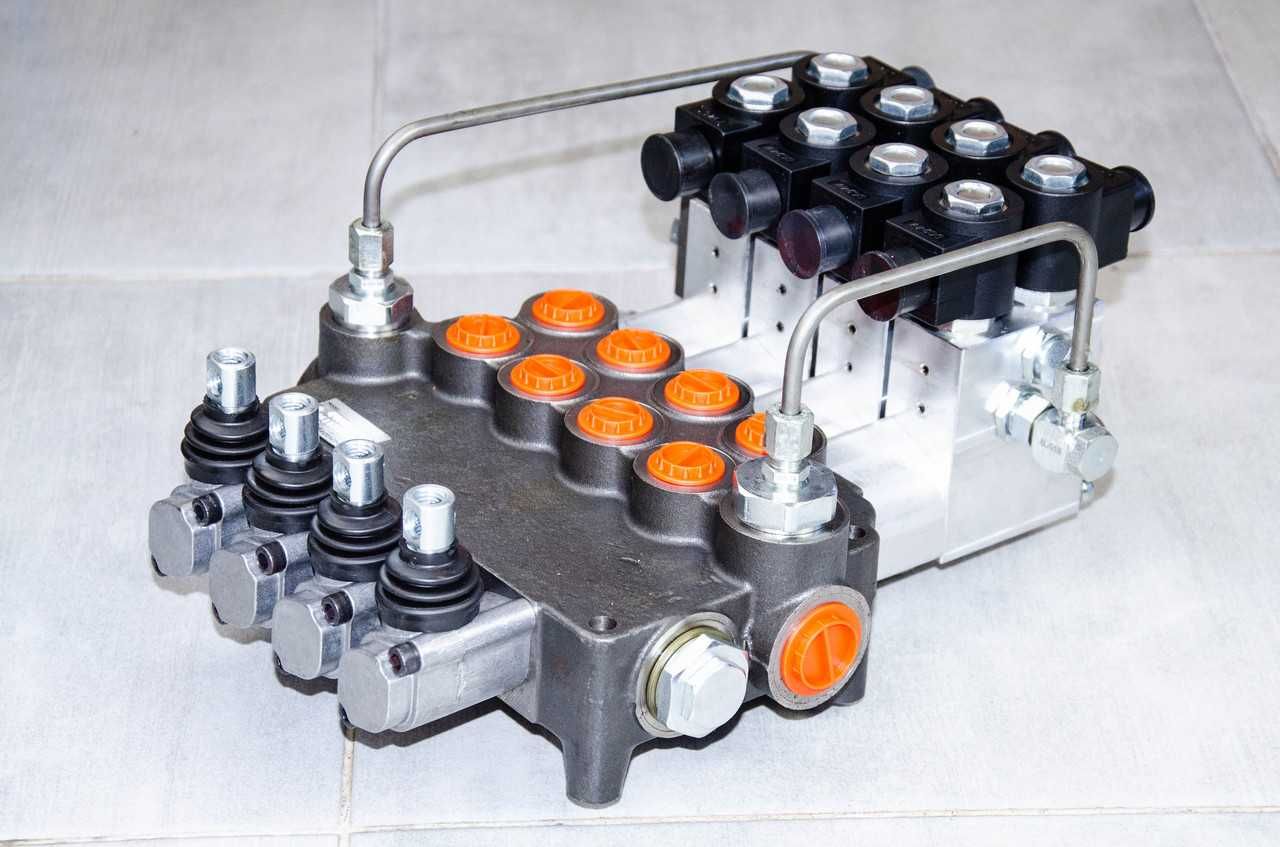 Гідророзподільник імпортний оригінал Р80 Z80 на трактор, маніпулятор