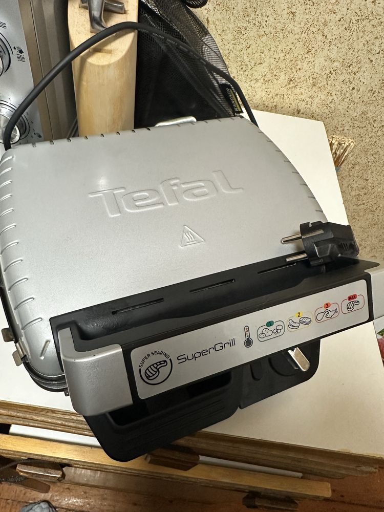 Продам электрический гриль Tefal
