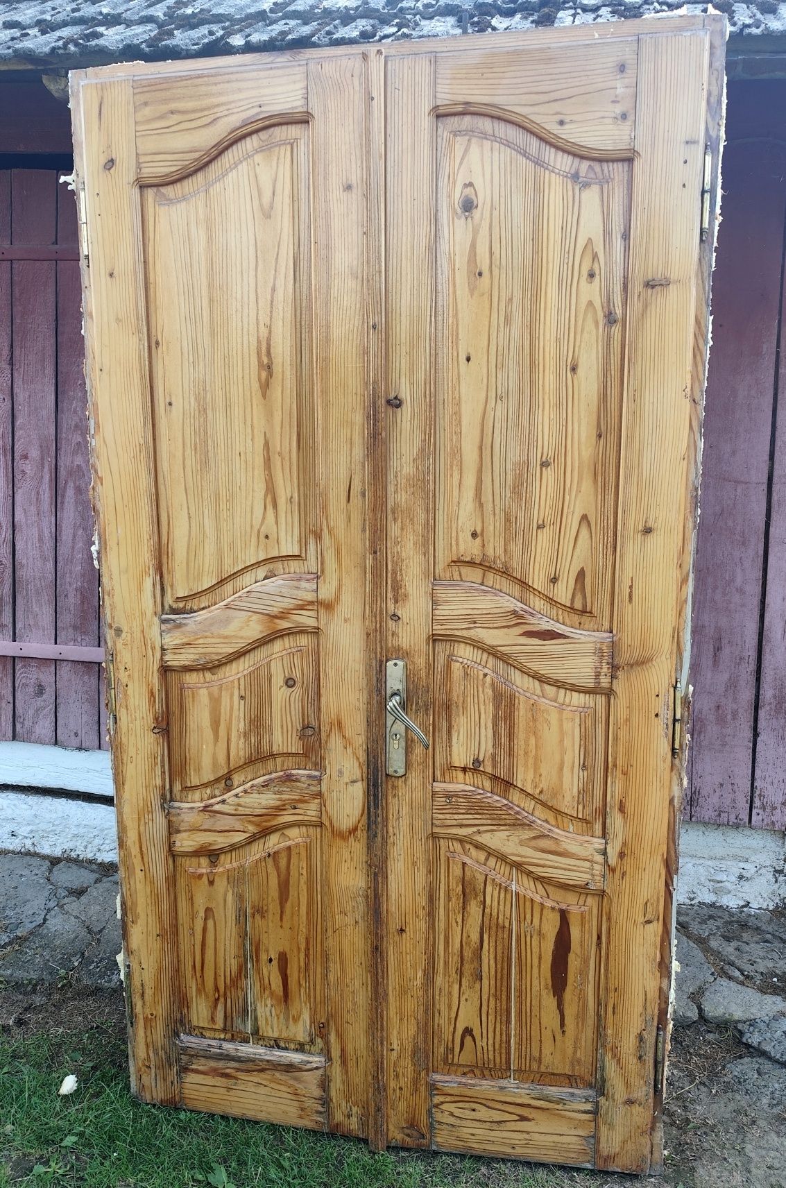 Двері вхідні з модрини