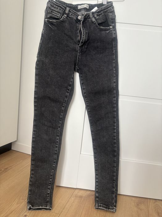 Jeansy rozmiar M