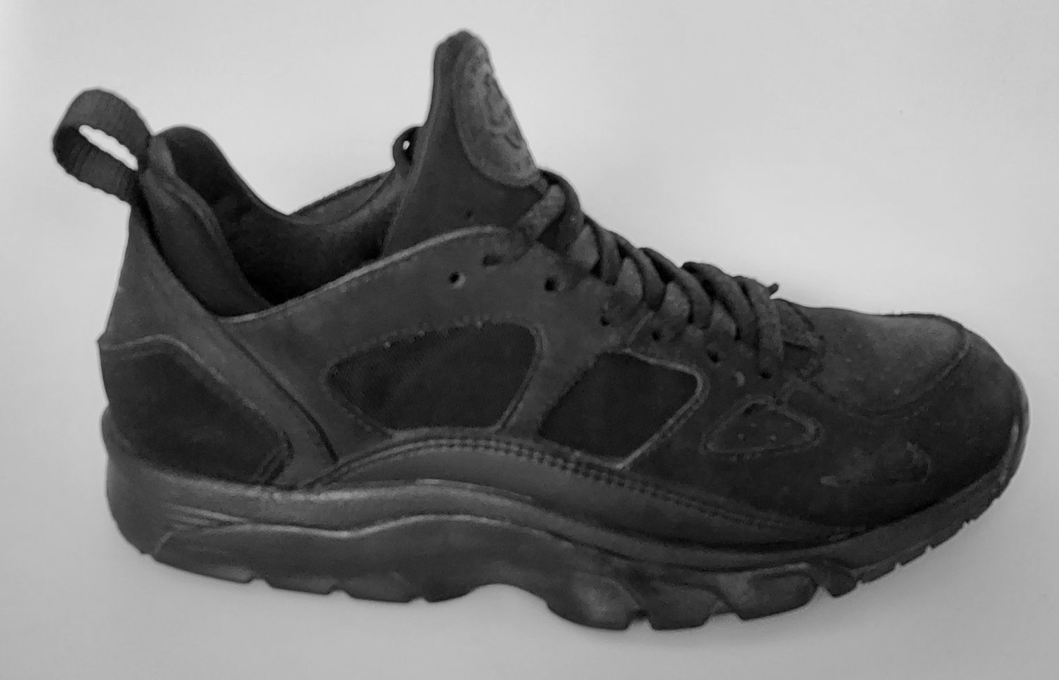 Buty Nike Air Trainer Huarache Low roz.40  Limited Unikat