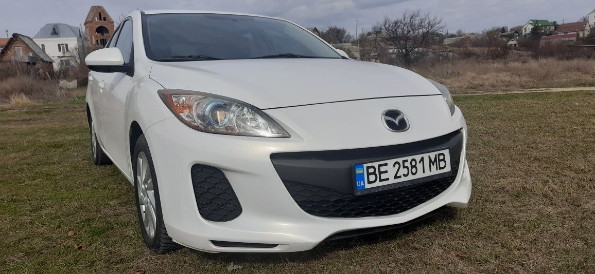 Продам Mazda 3 2012 Skyactiv