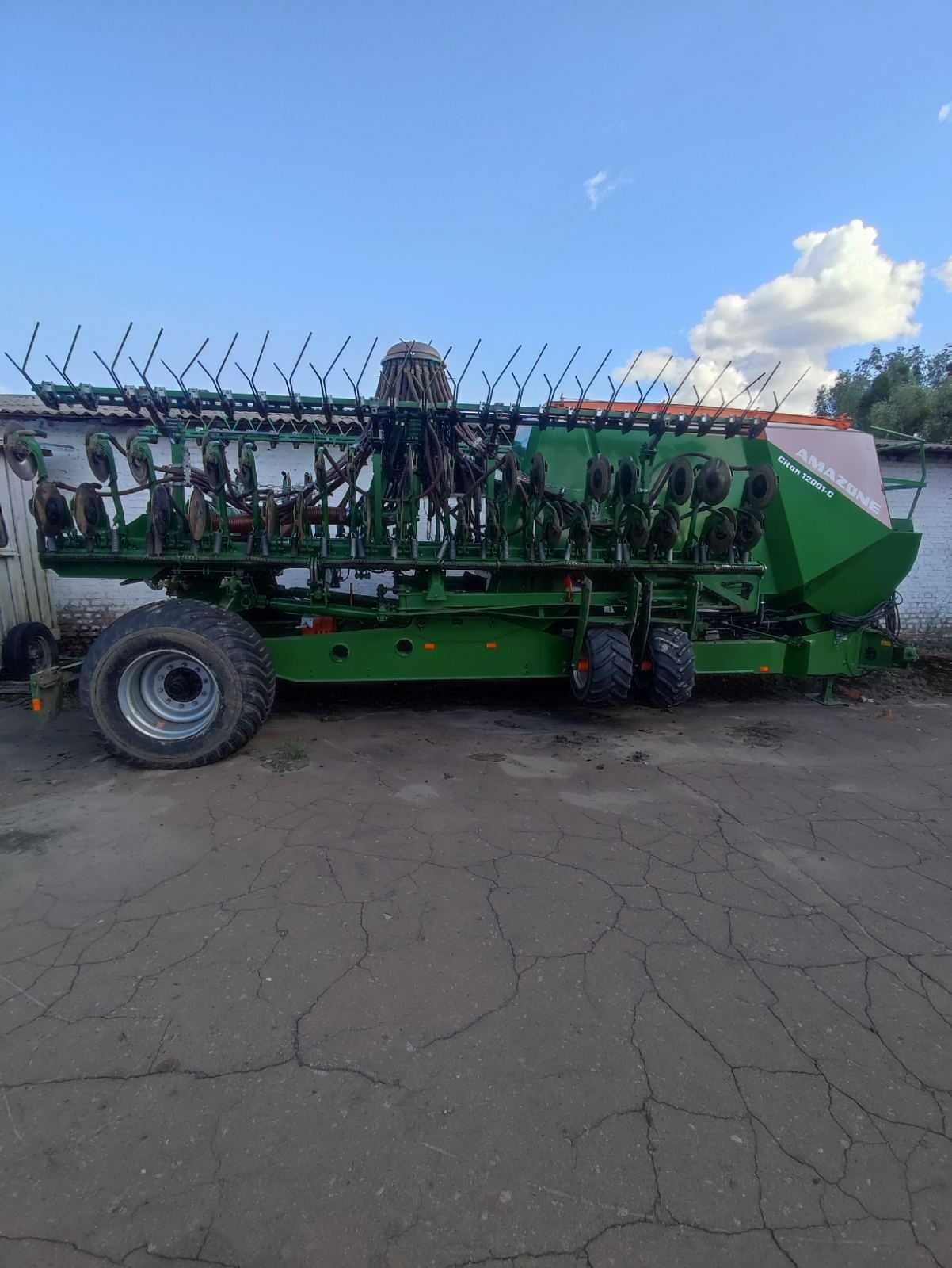 Сівалка AMAZONE CITAN 12001-С з внесенням добрив