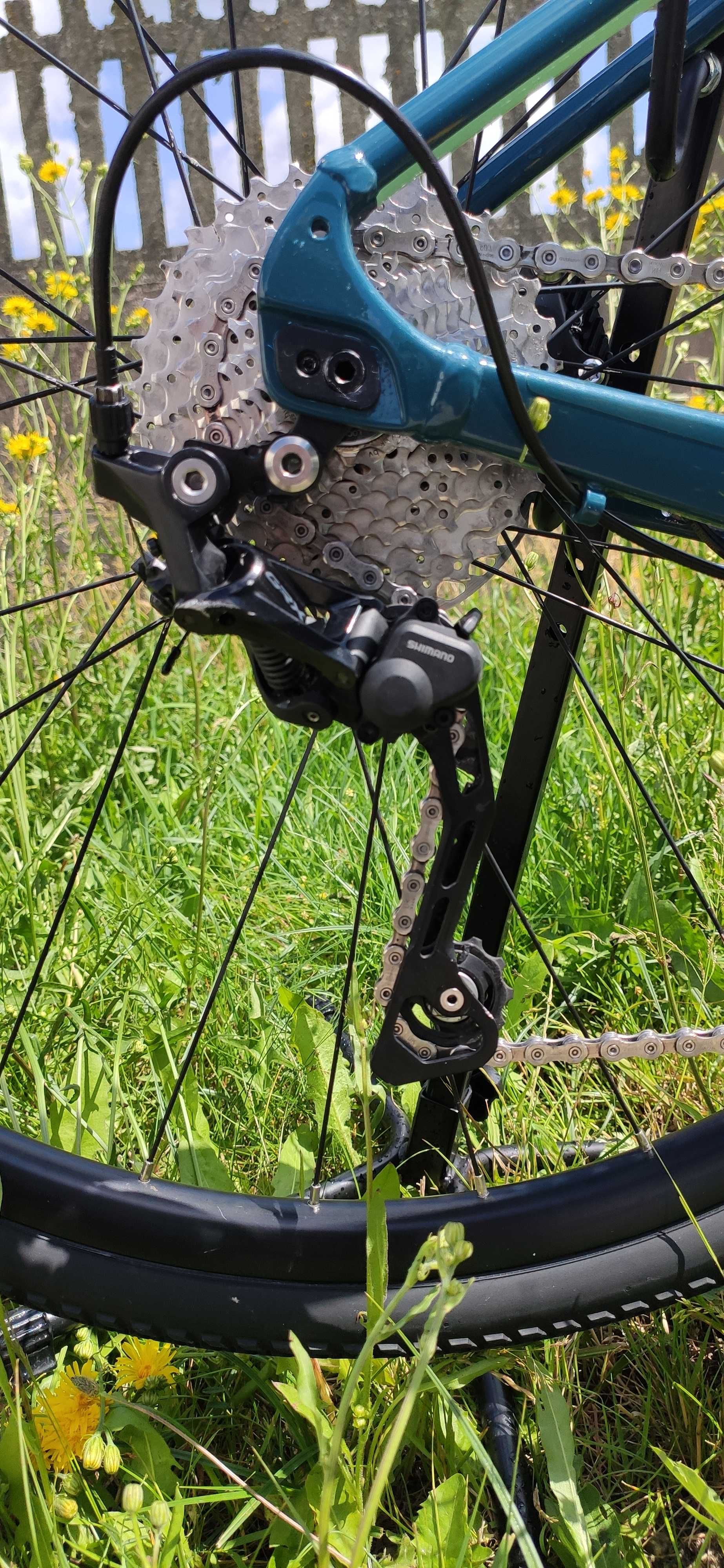 Doinwestowany gravel Giant Revolt 1 GRX rozmiar M/L