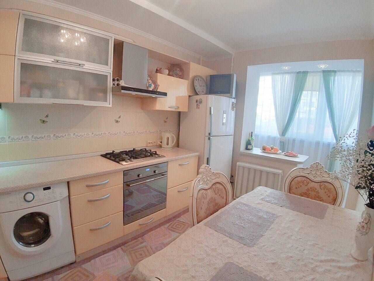 Продам 3 кімнатну кв-ру на вул. Сахарова/Заболотного