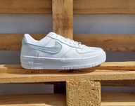 Sapatilhas Nike Air Force   tamanho 40 c/caixa