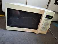 Микроволновка LG    .