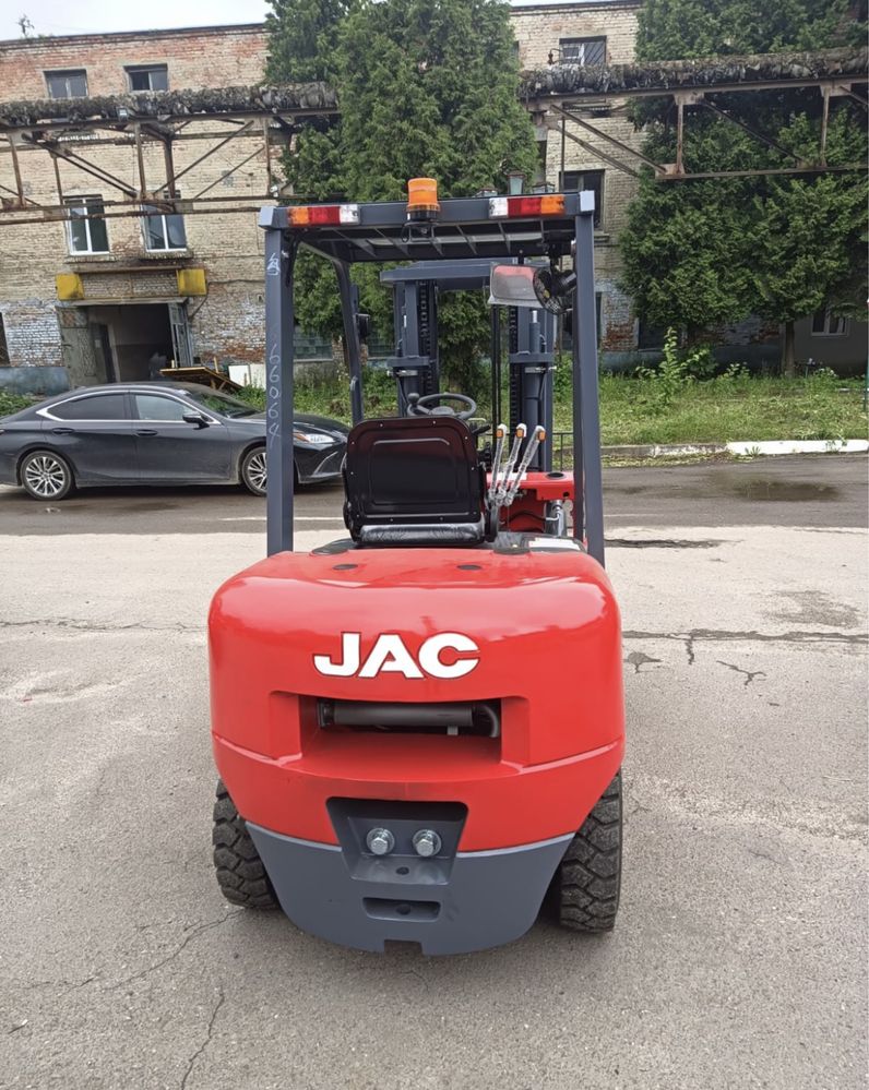 Автонавантажувач дизельний JAC CPCD30 кара