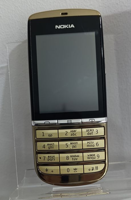 Nokia модель 300