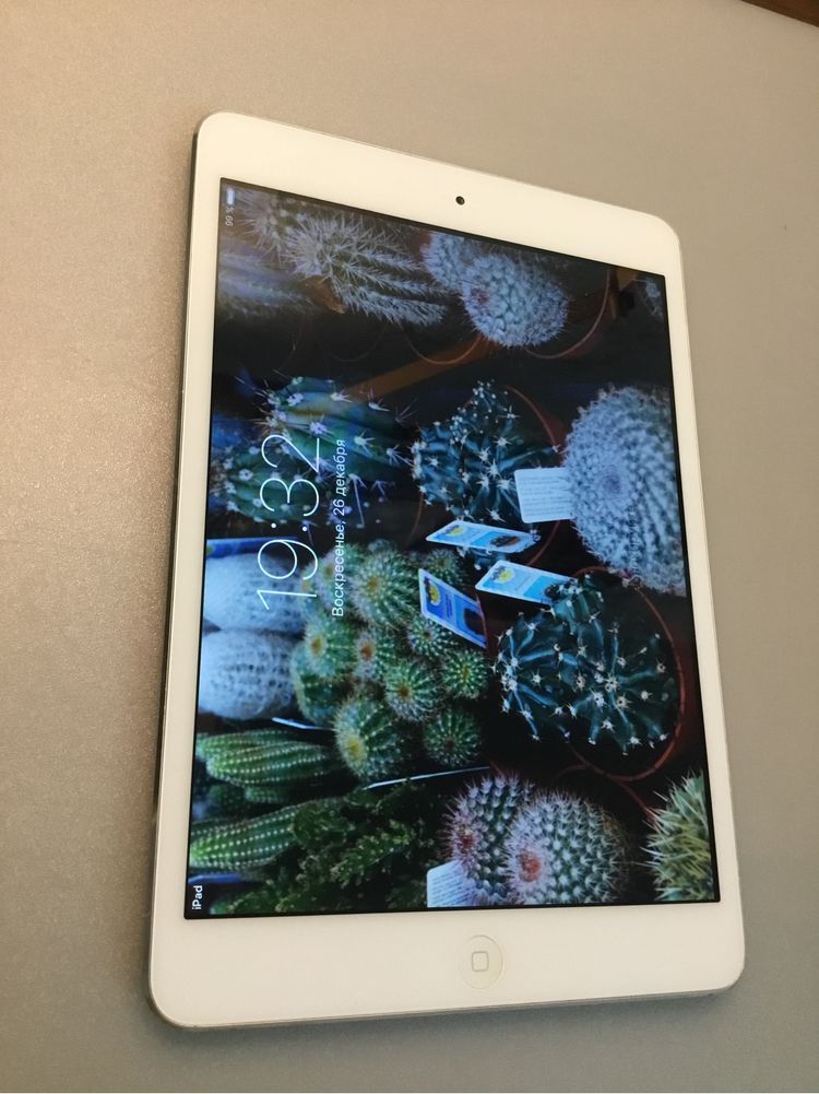 Ipad mini A1432 на запчасти экран батарея корпус