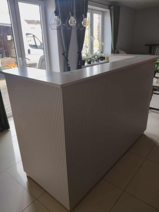 Luksusowa recepcja do salonu beauty