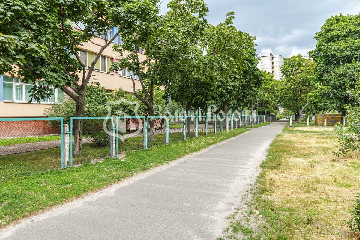 Квартира, 3к. Євроремонт. Лук'яненка, 15г, метро «Мінська», Оболонь