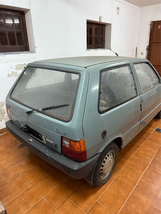Fiat Uno 1 retrovisor