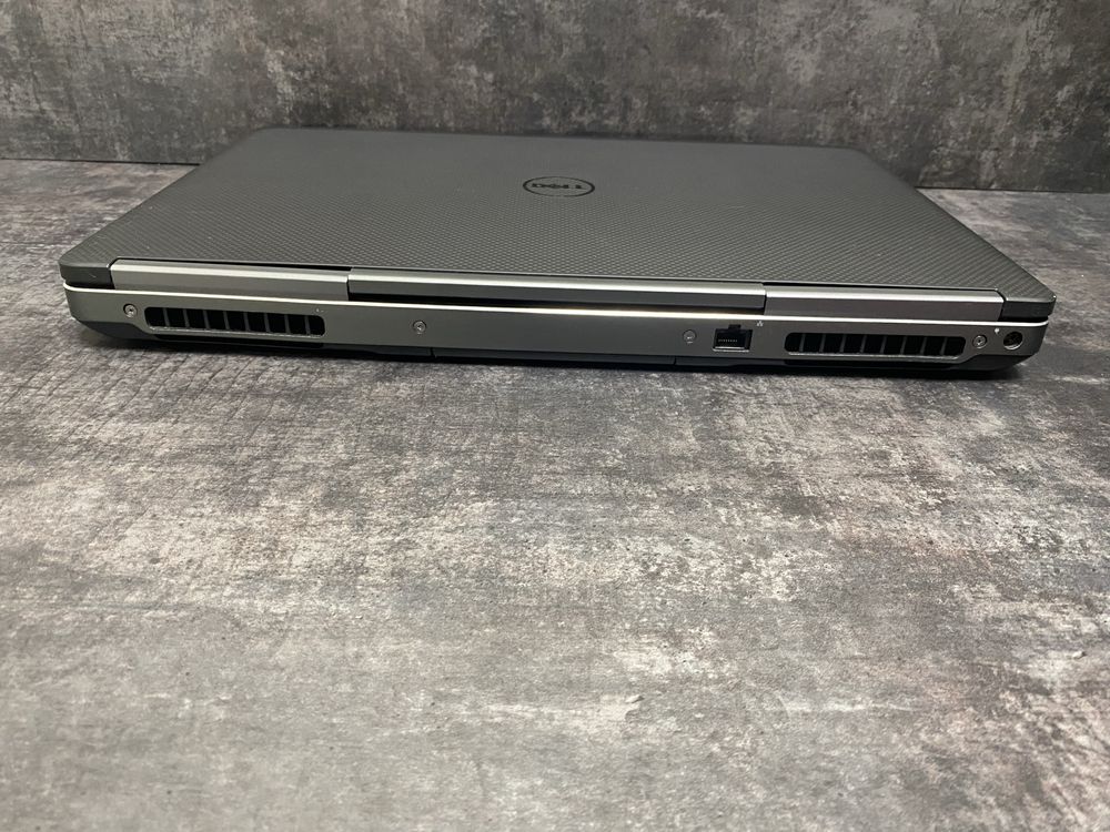 Dell Precision 7720 і7-7820hq 16Gb 512Gb M375X 2Gb 17,3” FHD IPS