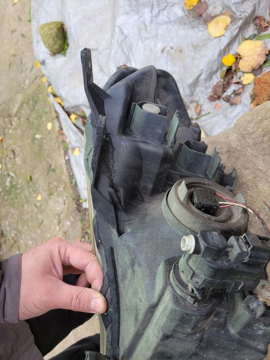 Фара права Suzuki SX4 2008, оригінал