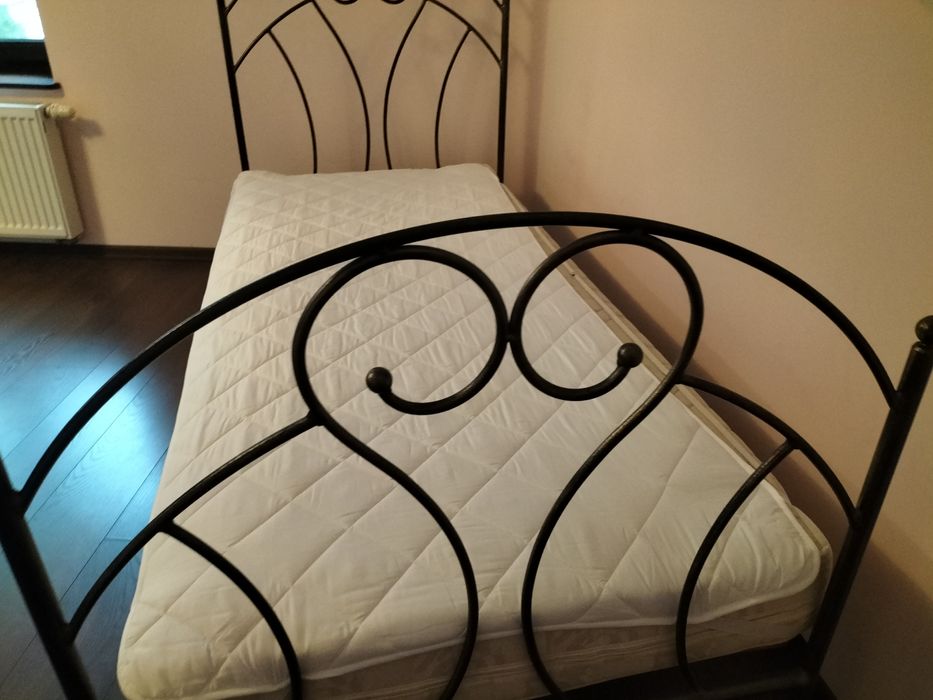 Sprzedam łóżko  90x200