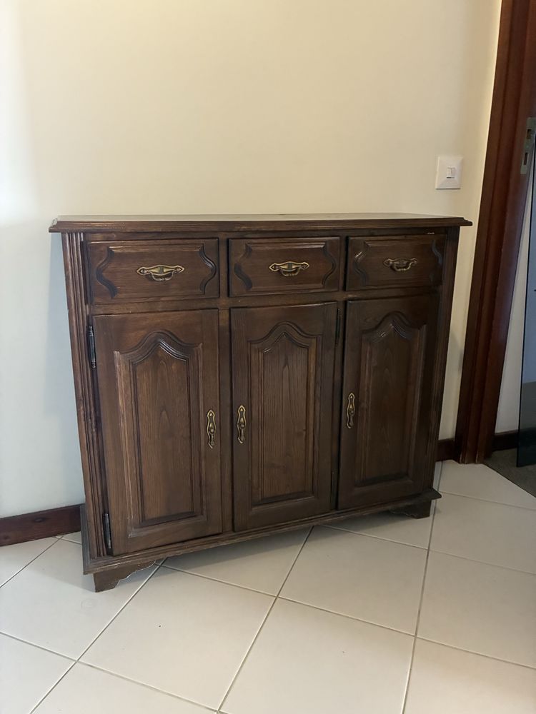 Sapateira em castanho