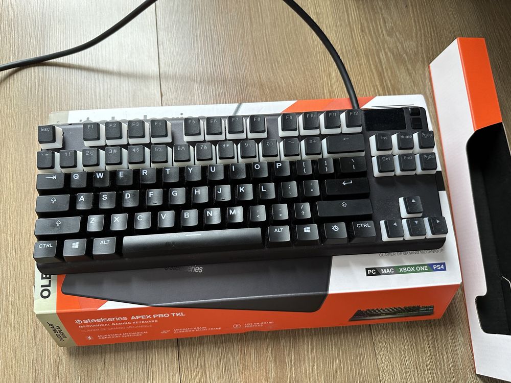 Steelseries Apex Pro TKL omnipoint klawiatura