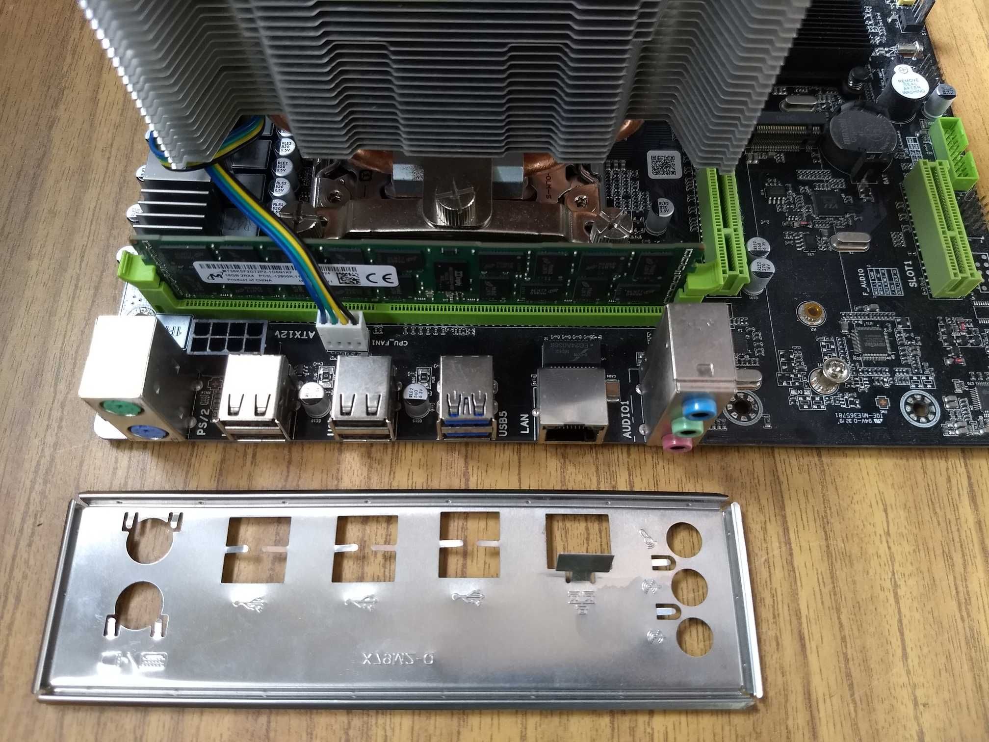Повний комплект для ПК: X79 + Xeon E5-2680 + 32 ГБ + баштовий кулер 5т