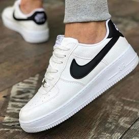 Nike Air Force 1. Rozmiar 43. Białe z Czarnym. ZAMÓW! NOWE