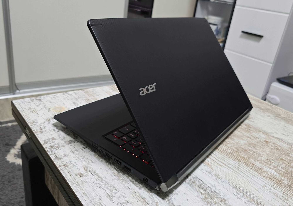 Игровой Acer Nitro (Core i7/Nvidia GTX960M/16GB DDR4/SSD 128GB+1000GB)