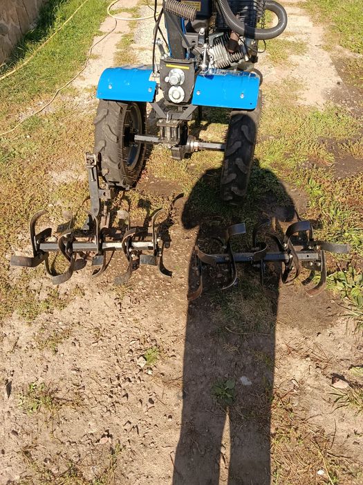 Продам мотоблок ДТЗ 17кс