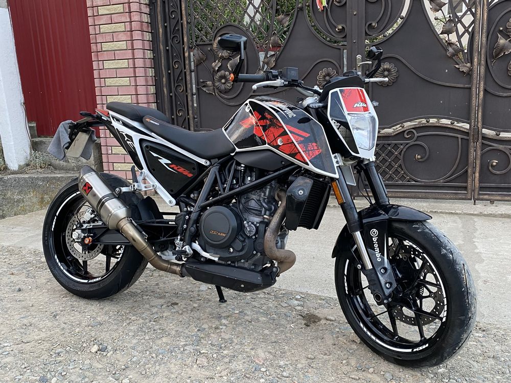 Продам KTM DUKE 690 2020 Рік!
