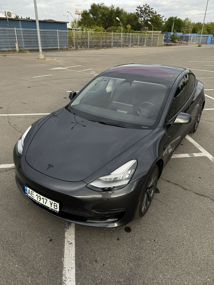 Tesla Model 3 Long Range