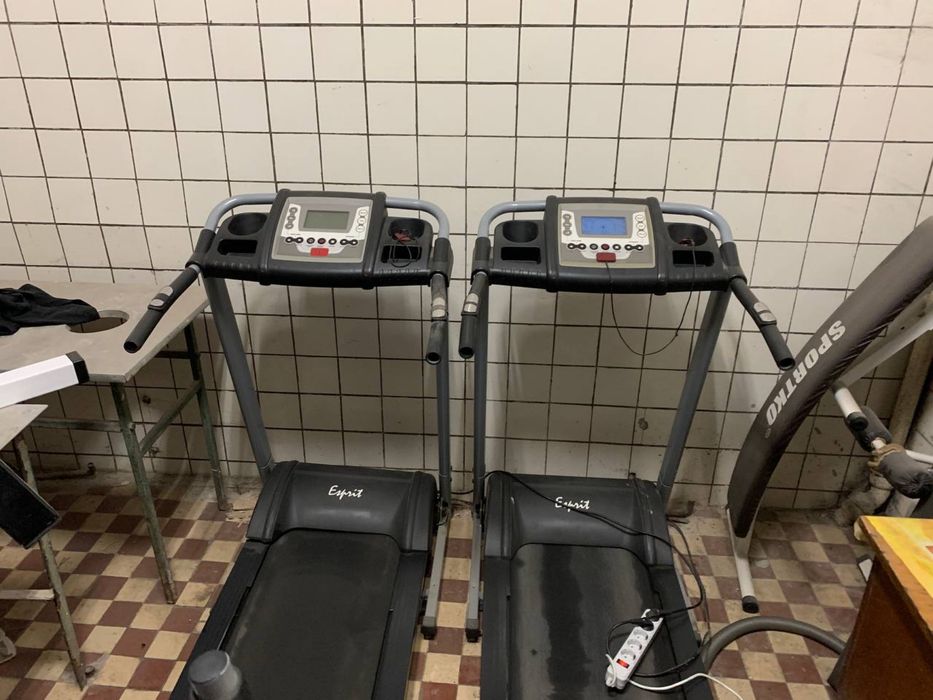 Електрична бігова доріжка Esprit ST70