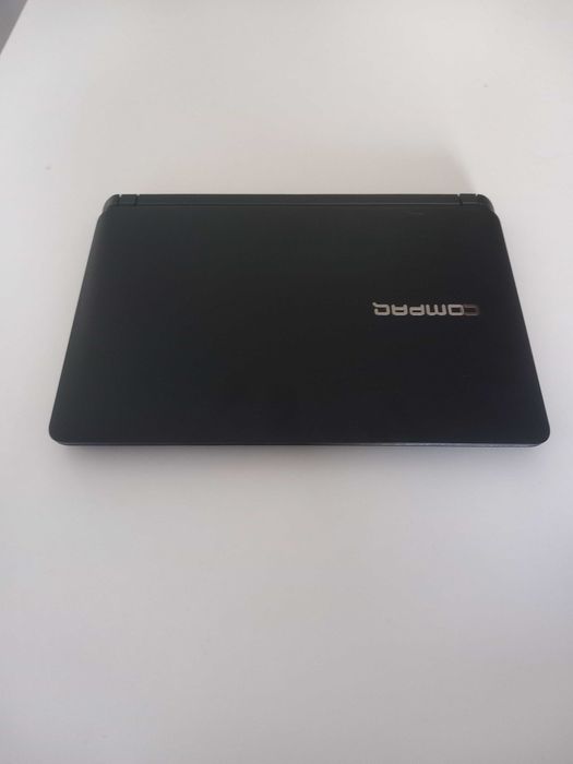 Notebook Compaq CQ-21/  i3
