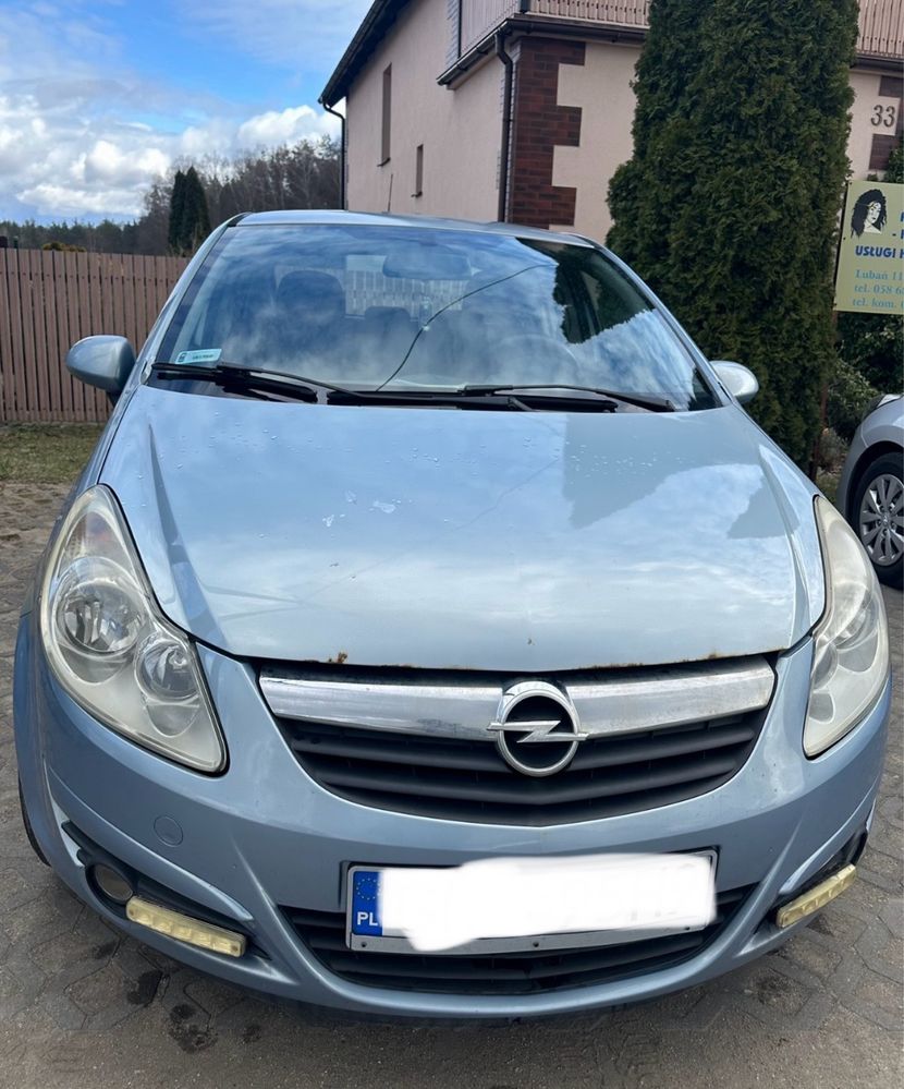 Opel corsa D 2007 rocznik