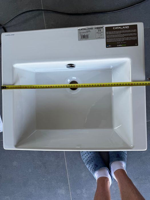 Umywalka połblatowa  Catalano 1LSVP00 nowa